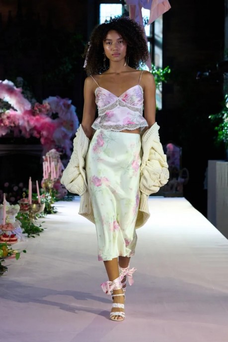 Коллекция LoveShackFancy Ready-To-Wear Весна-Лето 2024 Коллекция LoveShackFancy Ready-To-Wear Весна-Лето 2024