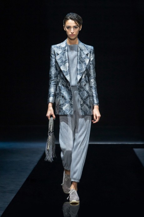 Коллекция Giorgio Armani Ready-To-Wear Осень-Зима 2021/2022