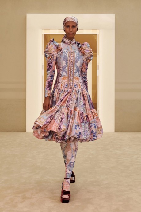 Коллекция Zimmermann Ready-To-Wear Осень-Зима 2022/2023 Коллекция Zimmermann Ready-To-Wear Осень-Зима 2022/2023