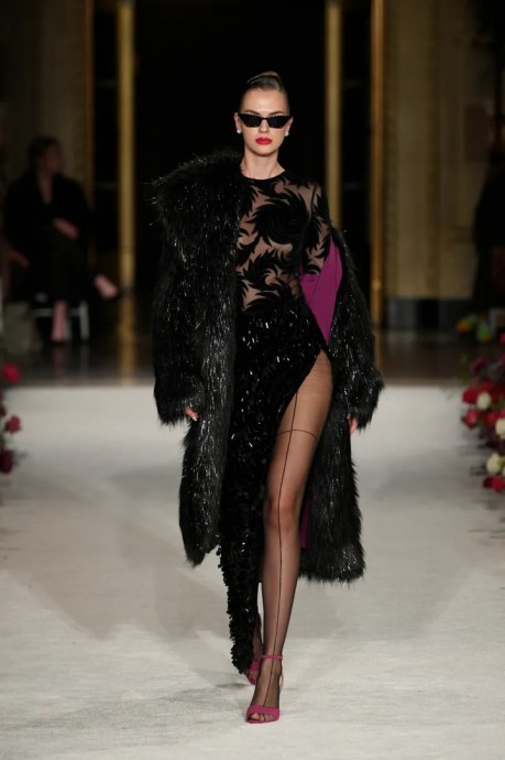 Коллекция Christian Siriano Ready-To-Wear Осень-Зима 2023 Коллекция Christian Siriano Ready-To-Wear Осень-Зима 2023