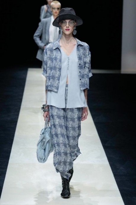 Коллекция Emporio Armani Ready-To-Wear Весна-Лето 2025
