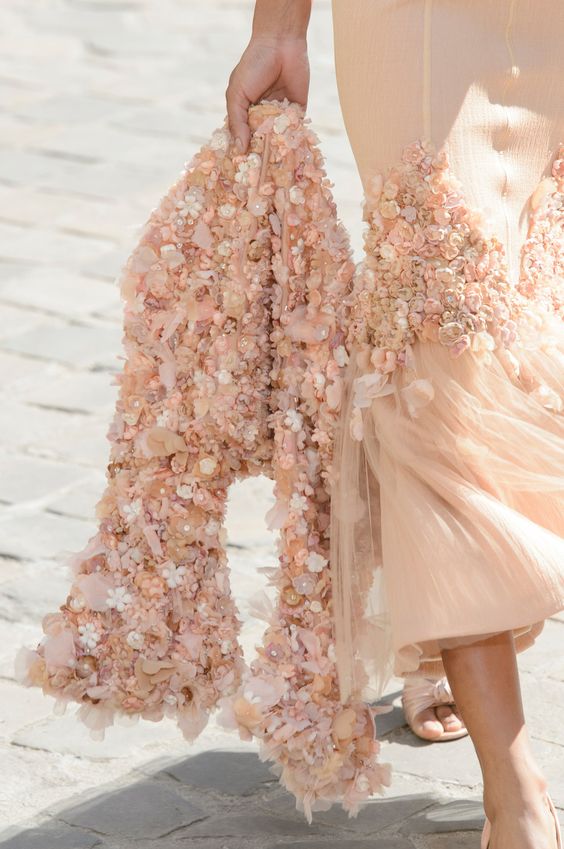 Ulyana Sergeenko Fall/Winter 2017 Haute Couture Ulyana Sergeenko Fall/Winter 2017 Haute Couture