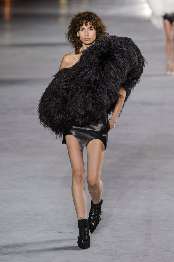 Модели коллекции Saint Laurent 2018! Модели коллекции Saint Laurent 2018!