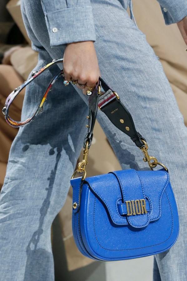 Look! Яркие сумочки Christian Dior ! Look! Яркие сумочки Christian Dior !