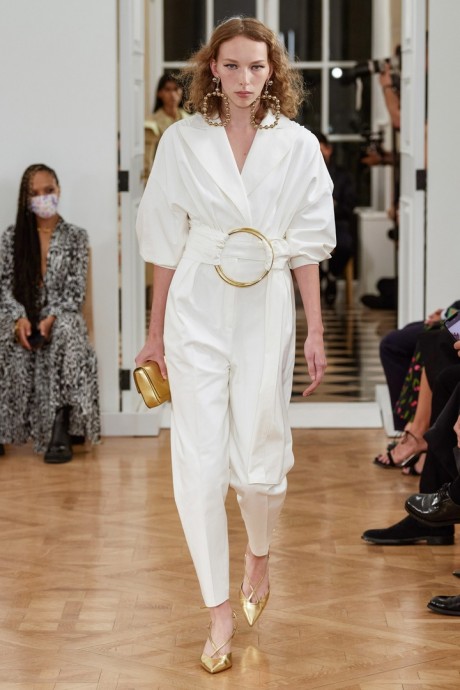 Коллекция Carolina Herrera Ready-To-Wear Весна-Лето 2022 Коллекция Carolina Herrera Ready-To-Wear Весна-Лето 2022