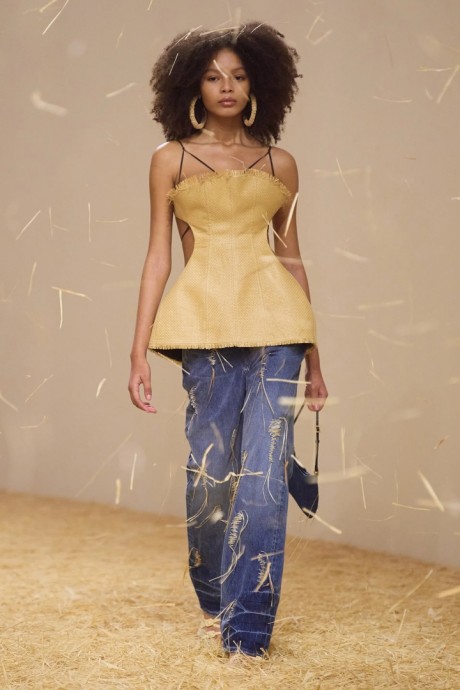 Коллекция Jacquemus Ready-To-Wear Весна-Лето 2023