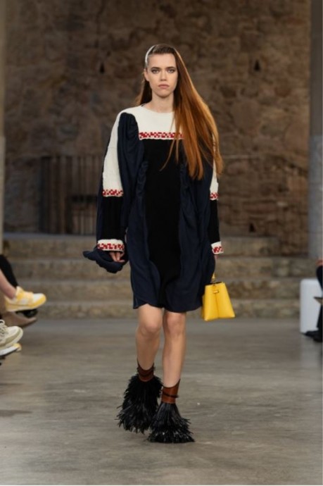 Коллекция Louis Vuitton Cruise 2025