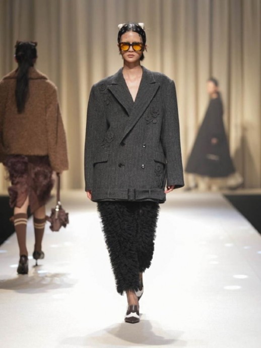 Коллекция Viviano Ready-To-Wear Осень-Зима 2025-2026