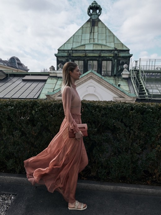 Simona Godal в фотосессии для Vogue Ukraine. Фотограф Olga Rubio Dalmau Simona Godal в фотосессии для Vogue Ukraine. Фотограф Olga Rubio Dalmau