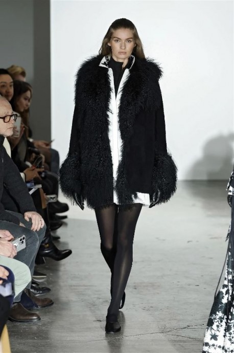 Коллекция Kobi Halperin Ready-To-Wear Fall/Winter 2024 New York Коллекция Kobi Halperin Ready-To-Wear Fall/Winter 2024 New York