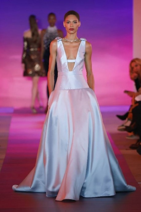 Коллекция Pamella Roland Ready-To-Wear Fall/Winter 2024 New York Коллекция Pamella Roland Ready-To-Wear Fall/Winter 2024 New York