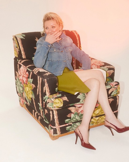 Кирстен Данст (Kirsten Dunst) в фотосессии для журнала Flaunt (2024) Кирстен Данст (Kirsten Dunst) в фотосессии для журнала Flaunt (2024)