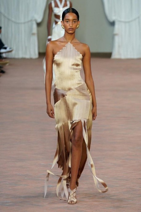 Коллекция Alberta Ferretti Ready-To-Wear Весна-Лето 2024 Коллекция Alberta Ferretti Ready-To-Wear Весна-Лето 2024