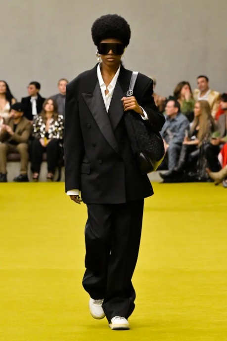 Коллекция Gucci Ready-To-Wear Осень-Зима 2023
