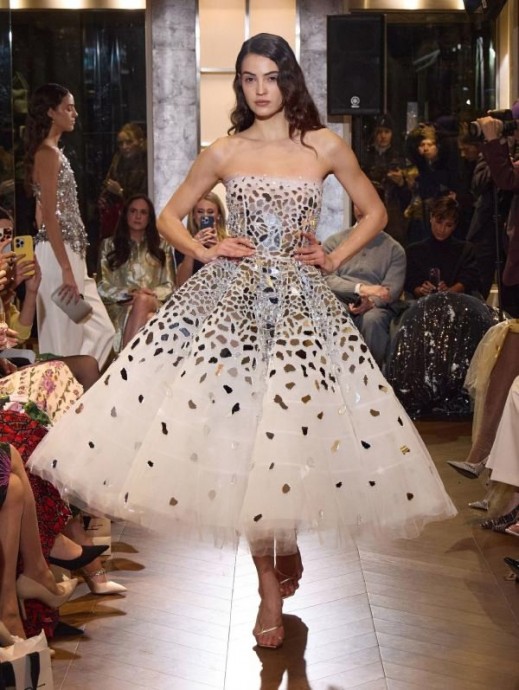 Коллекция Oscar De La Renta Ready-To-Wear Осень-Зима 2025-2026 Коллекция Oscar De La Renta Ready-To-Wear Осень-Зима 2025-2026