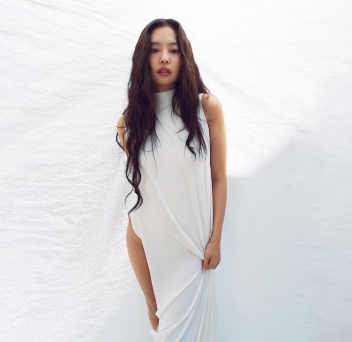 Дженни / Jennie (Blackpink) в фотосессии для журнала Harper’s Bazaar
