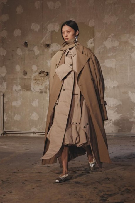 Коллекция Rokh Ready-To-Wear Осень-Зима 2025-2026