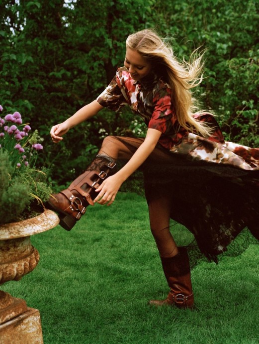 Лила Мосс (Lila Moss), дочь культовой модели Кейт Мосс, в фотосессии для журнала Vogue UK Лила Мосс (Lila Moss), дочь культовой модели Кейт Мосс, в фотосессии для журнала Vogue UK