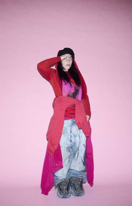 Билли Айлиш (Billie Eilish) в фотосессии для журнала Interview (2024)