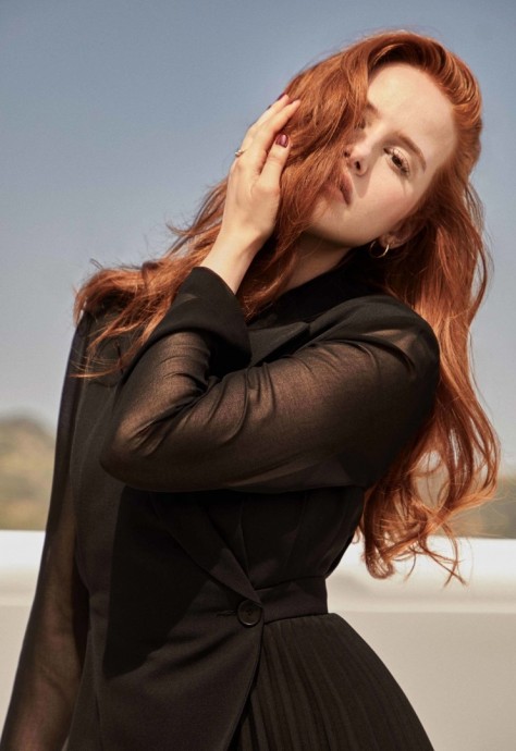 Мэделин Петш (Madelaine Petsch) в фотосессии для журнала Flaunt Мэделин Петш (Madelaine Petsch) в фотосессии для журнала Flaunt