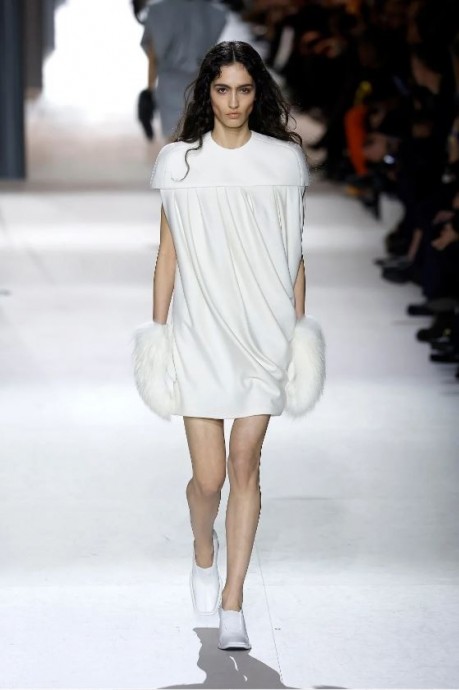 Коллекция Louis Vuitton Ready-To-Wear Fall/Winter 2024 Paris