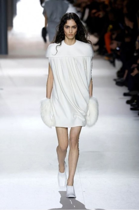 Коллекция Louis Vuitton Ready-To-Wear Fall/Winter 2024 Paris Коллекция Louis Vuitton Ready-To-Wear Fall/Winter 2024 Paris