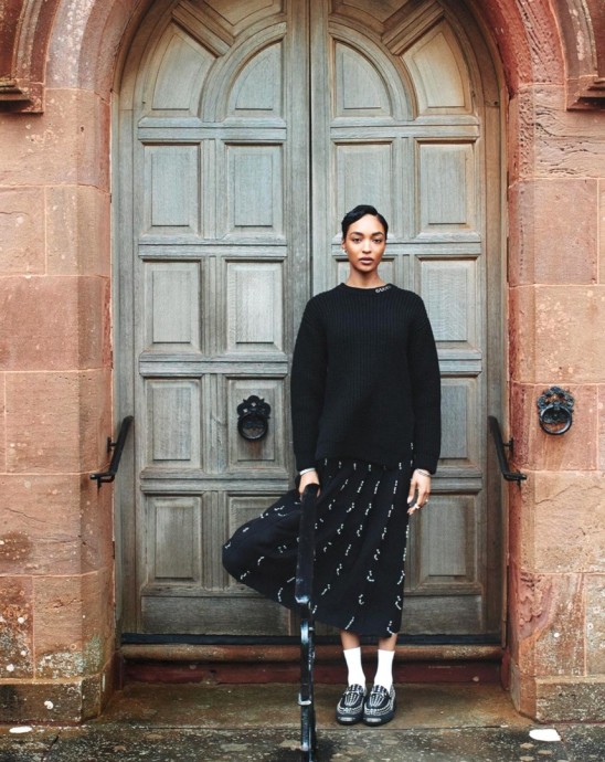 Джордан Данн (Jourdan Dunn) в фотосессии для журнала Harper’s Bazaar UK (2024) Джордан Данн (Jourdan Dunn) в фотосессии для журнала Harper’s Bazaar UK (2024)