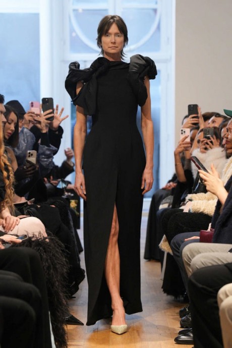 Коллекция Peet Dullaert Haute Couture Весна-Лето 2025 Коллекция Peet Dullaert Haute Couture Весна-Лето 2025
