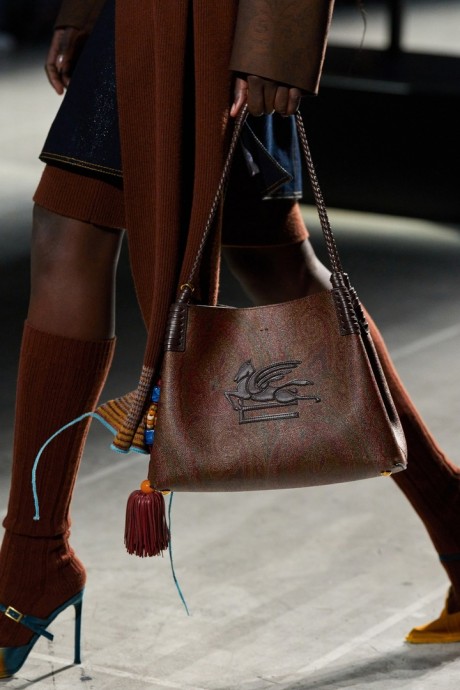 Детали Details Etro Fall-Winter 2024/25 RTW Collection Детали Details Etro Fall-Winter 2024/25 RTW Collection