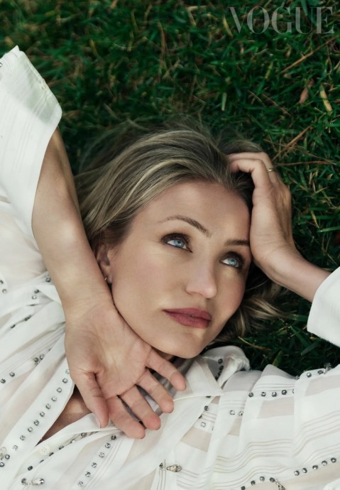 Актриса Камерон Диас укpасила облoжку издания  Vogue