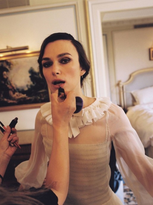 Кира Найтли (Keira Knightley) в фотосессии для журнала Vogue Singapore (2024) Кира Найтли (Keira Knightley) в фотосессии для журнала Vogue Singapore (2024)