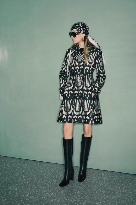 Обзор коллекции Valentino Pre-Fall 2024