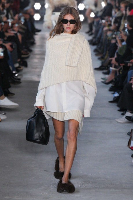 Sacai осень/зима 2025-2026