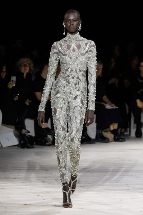 Коллекция Alexander McQueen Ready-To-Wear Весна-Лето 2024 Коллекция Alexander McQueen Ready-To-Wear Весна-Лето 2024