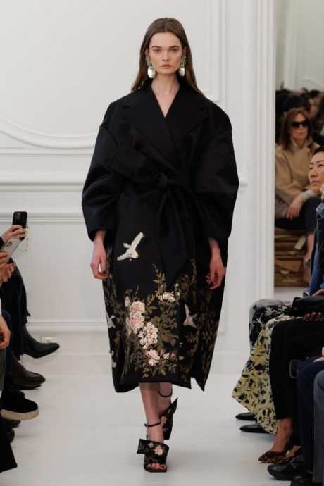 Коллекция Givenchy Ready-To-Wear Осень-Зима 2025-2026 Коллекция Givenchy Ready-To-Wear Осень-Зима 2025-2026