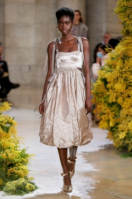 Коллекция Ulla Johnson Ready-To-Wear Осень-Зима 2022/2023 Коллекция Ulla Johnson Ready-To-Wear Осень-Зима 2022/2023