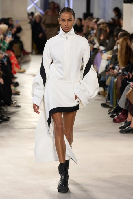Коллекция Sacai Ready-To-Wear Весна-Лето 2023