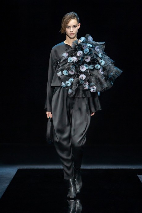 Коллекция Giorgio Armani Ready-To-Wear Осень-Зима 2021/2022