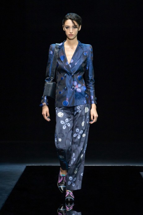 Коллекция Giorgio Armani Ready-To-Wear Осень-Зима 2021/2022