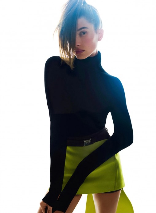 Хейли Бибер (Hailey Bieber) в фотосессии для журнала Vogue France Хейли Бибер (Hailey Bieber) в фотосессии для журнала Vogue France