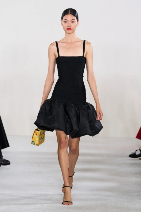 Коллекция Carolina Herrera Ready-To-Wear Весна-Лето 2023 Коллекция Carolina Herrera Ready-To-Wear Весна-Лето 2023