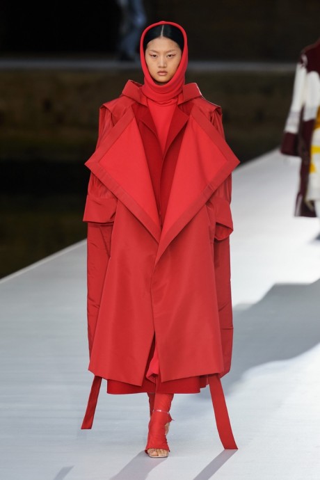 Коллекция Valentino Couture Осень-Зима 2021/2022