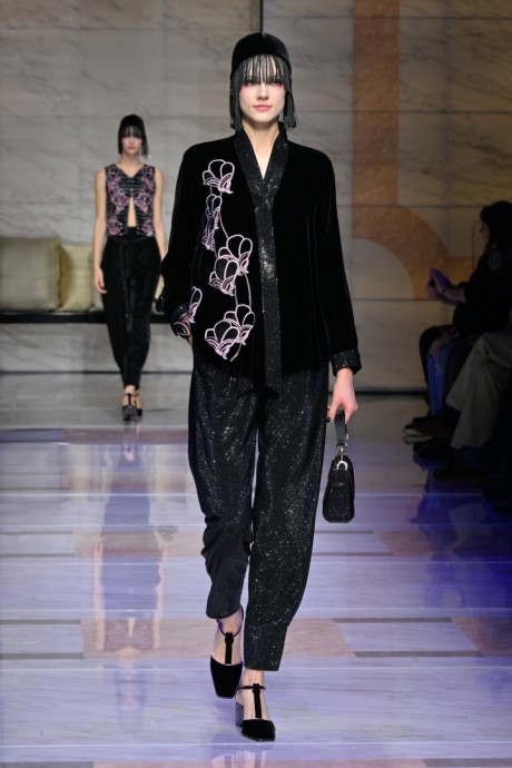 Коллекция Giorgio Armani Ready-To-Wear Осень-Зима 2023 Коллекция Giorgio Armani Ready-To-Wear Осень-Зима 2023
