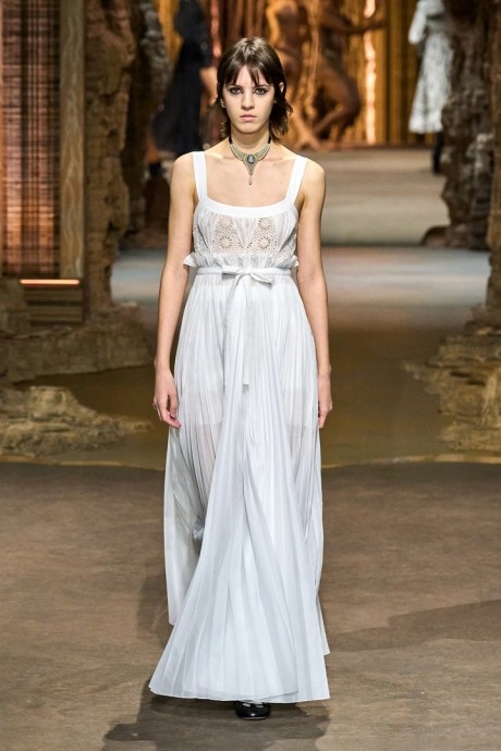 Коллекция Christian Dior Ready-To-Wear Весна-Лето 2023 Коллекция Christian Dior Ready-To-Wear Весна-Лето 2023