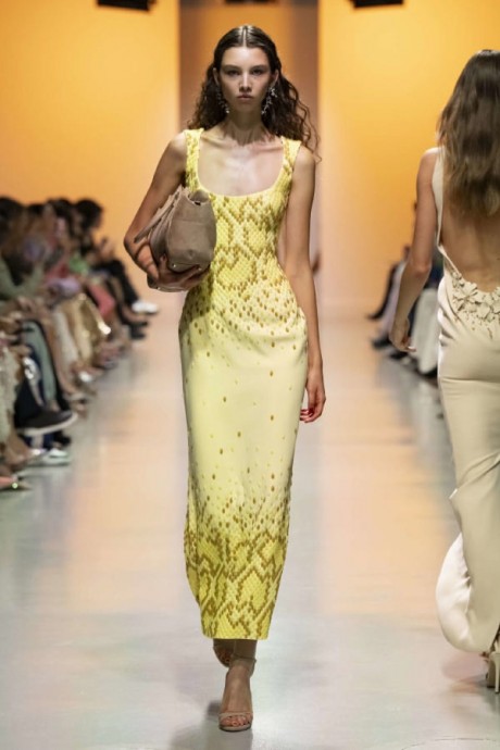 Коллекция Georges Hobeika Ready-To-Wear Весна-Лето 2025 Коллекция Georges Hobeika Ready-To-Wear Весна-Лето 2025