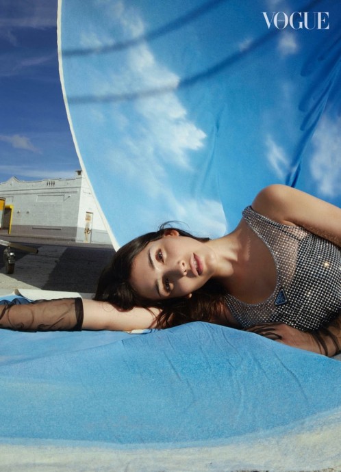 Зион Морено (Zión Moreno) украсила августовский выпуск Vogue Mexico Зион Морено (Zión Moreno) украсила августовский выпуск Vogue Mexico
