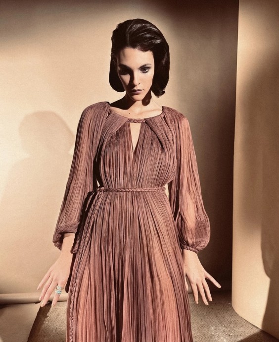 Виттория Черетти (Vittoria Ceretti) в фотосессии для журнала Harper’s Bazaar Italia Виттория Черетти (Vittoria Ceretti) в фотосессии для журнала Harper’s Bazaar Italia