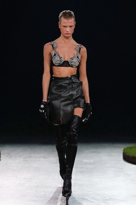 Коллекция David Koma Ready-To-Wear Осень-Зима 2022/2023 Коллекция David Koma Ready-To-Wear Осень-Зима 2022/2023