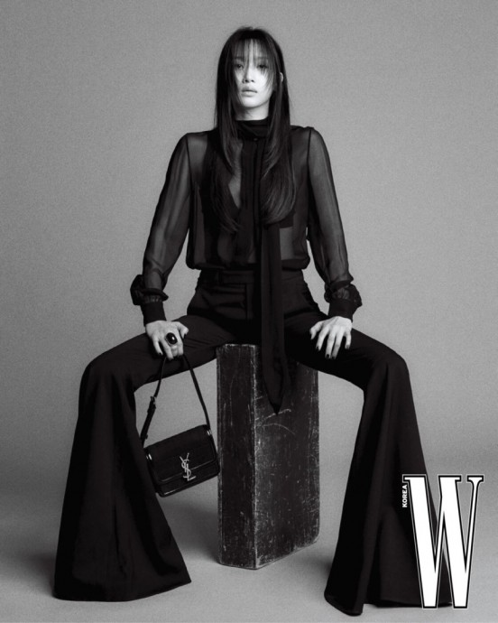 Мун Га-ён (Moon Ga-young) в фотосессии для W Magazine (2023)