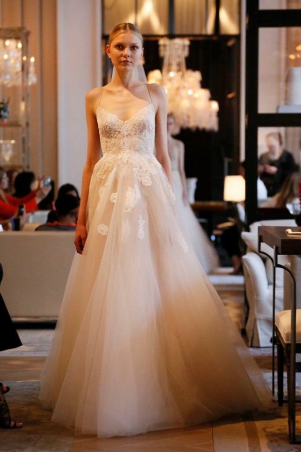 Свадебные платья MONIQUE LHUILLIER! Свадебные платья MONIQUE LHUILLIER!